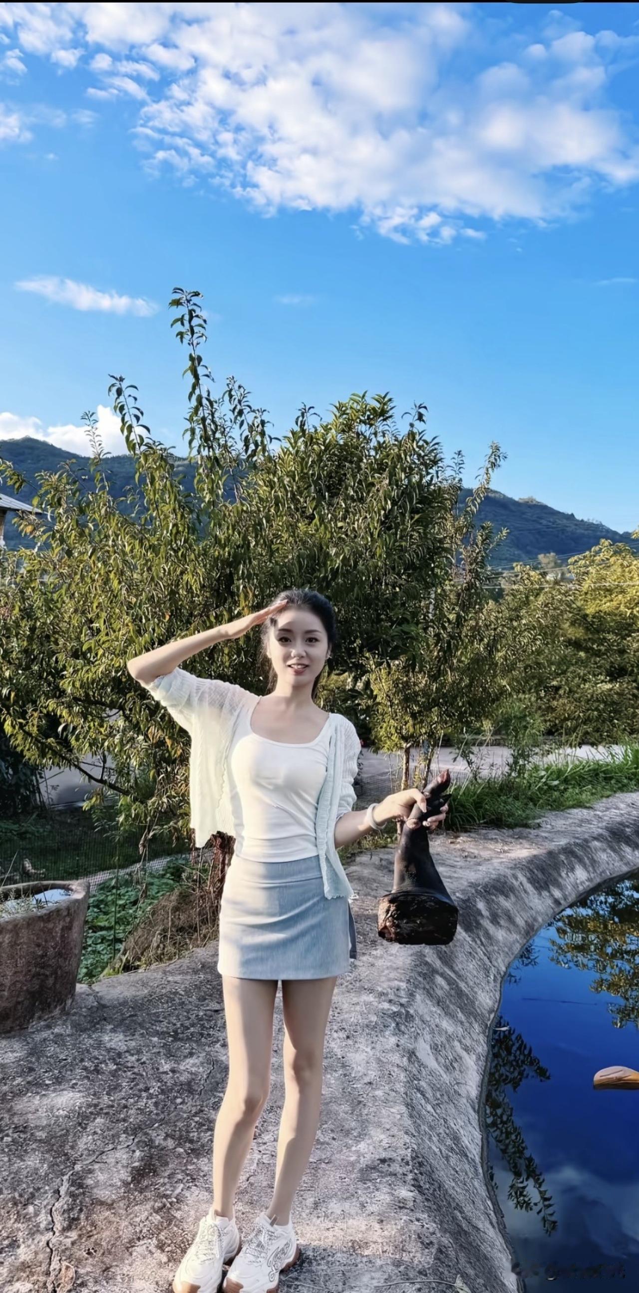 其实男人找情人不只是为了睡觉也不是喜新厌旧他只是想在心情不好难过的时候