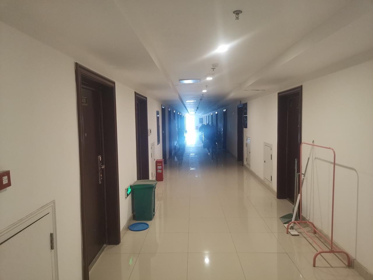 今天入住天津民宿。天津民宿很有特色，入住方便快捷，还很清净。手机约好后