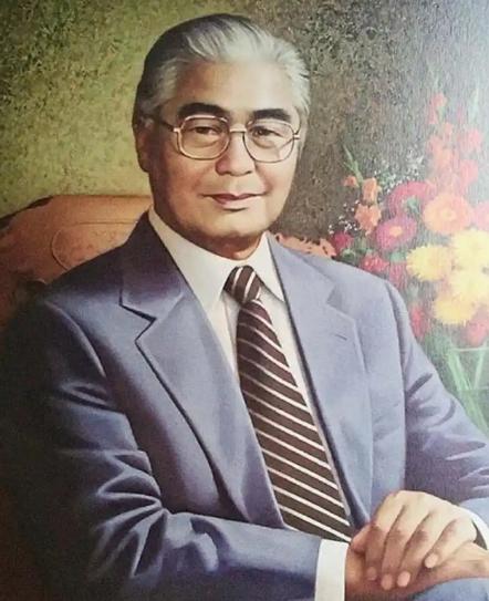 红色资本家荣毅仁89岁在北京逝世，留下的5个子女，今现状如何？在上个世纪，有一户