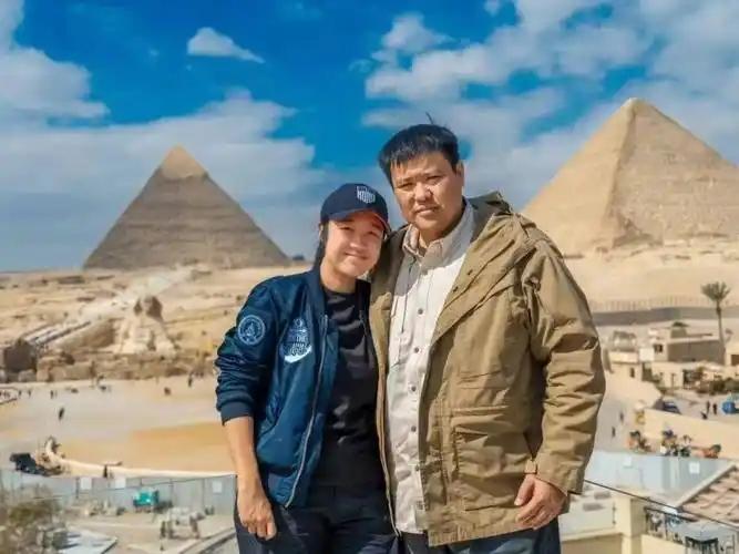 最会玩的夫妻：卖光北京家产周游世界，8年后回家发现竟赚2亿如果给你一个选择：在