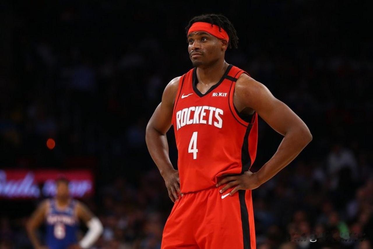 前NBA球员丹纽尔-豪斯真是太会说话了！最近豪斯在参加的一个节目中聊到了老东家火