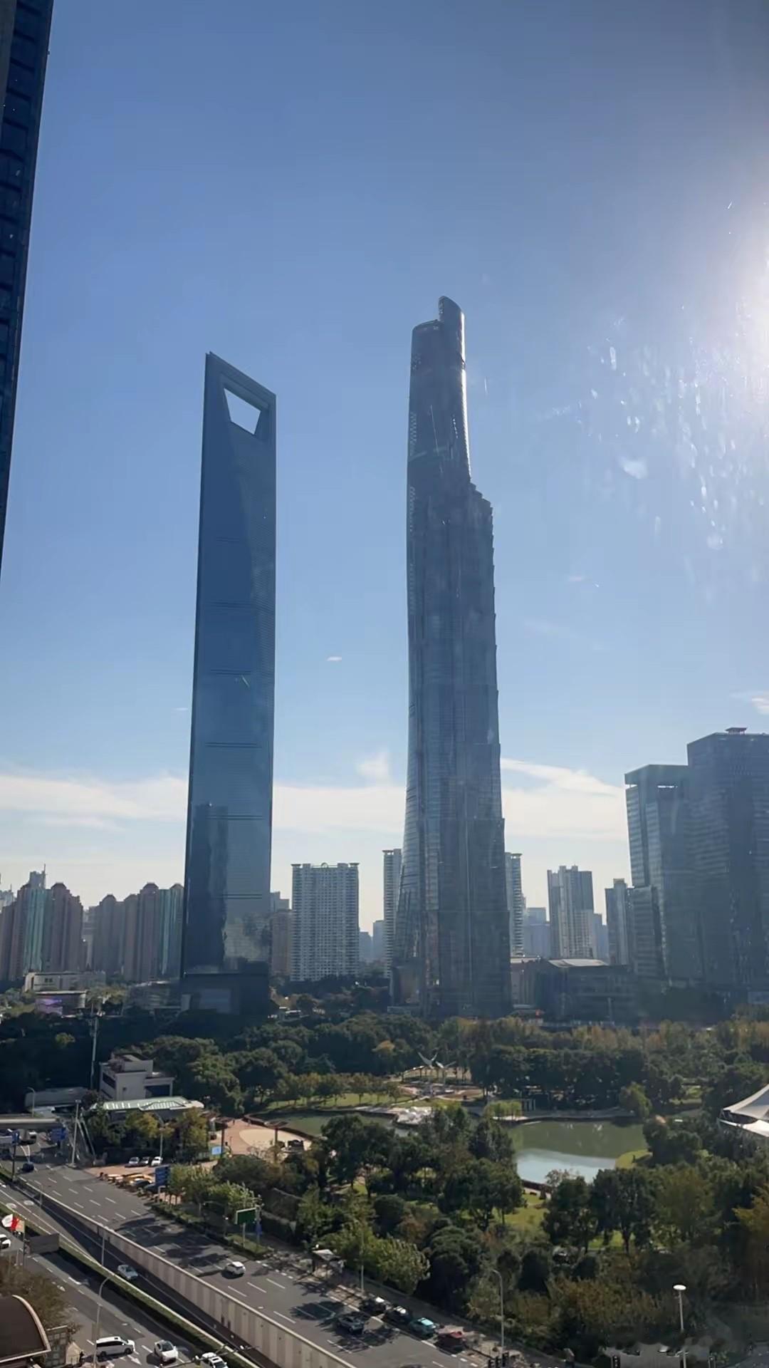 你以为牢A只是让中国人对西方祛魅吗？远远不止，牢A还让我们重新认识中国的富人