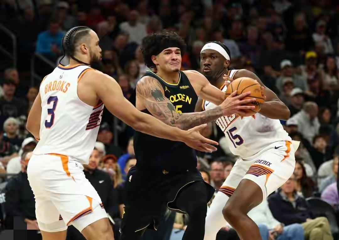 勇士队这种三分球打法，只会让NBA赛事越来越难看，不利于篮球运动的发展……！