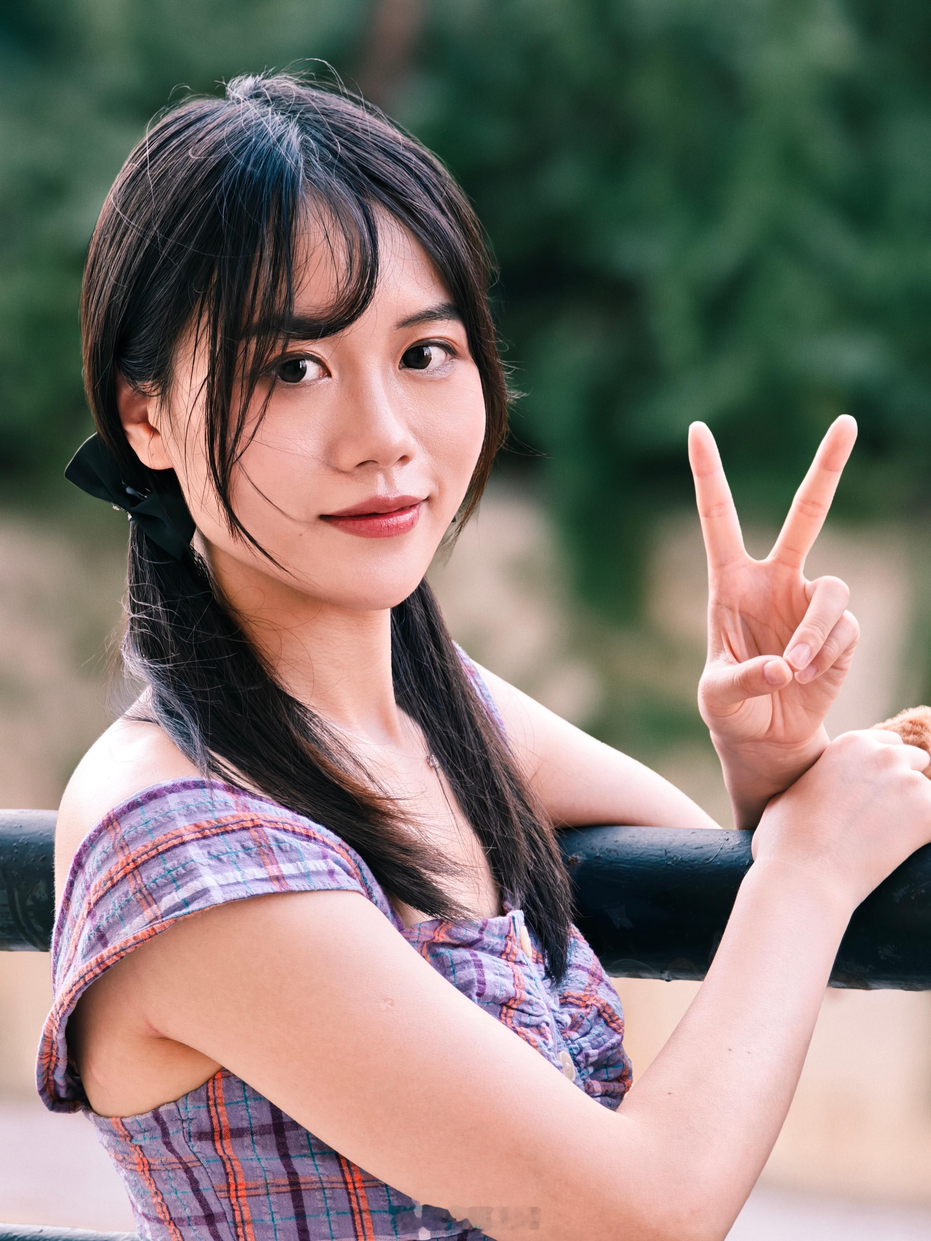 OVMH四家6X人像负片滤镜下随手拍OPPOFindX8UltraNC滤
