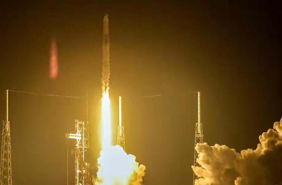 这一炸，全世界都跟着抖三抖！1.油价还得涨，开车成本更高了霍尔木兹海峡一