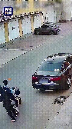 这下瞒不住了，不仅哈尔滨人知道，全国人民都知道啰！[微笑]近日，哈尔滨街