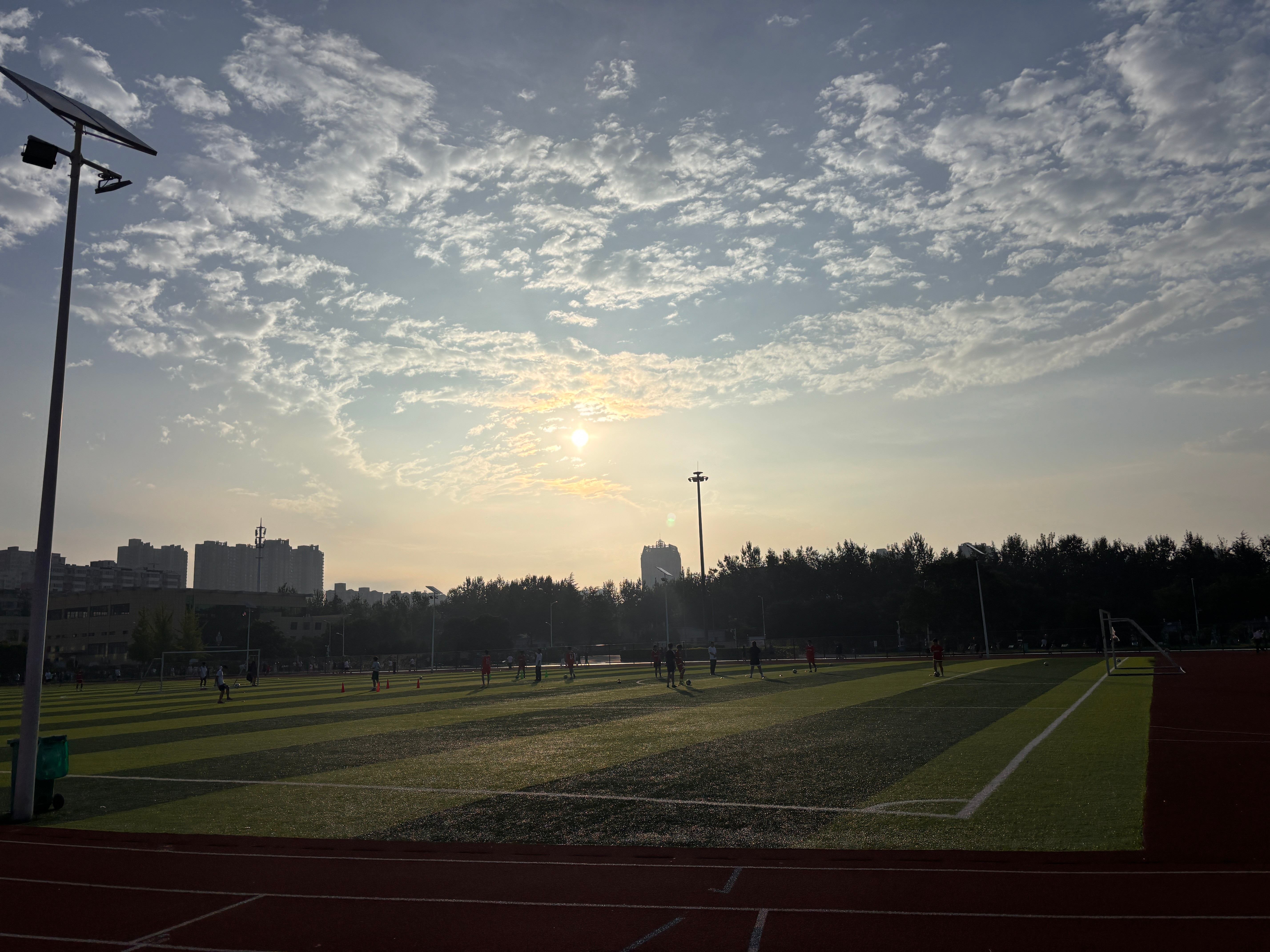 跑步夏天早晨22度的晨跑🏃♀️还是很惬意的即刻开跑运动就是坚持跑步打卡