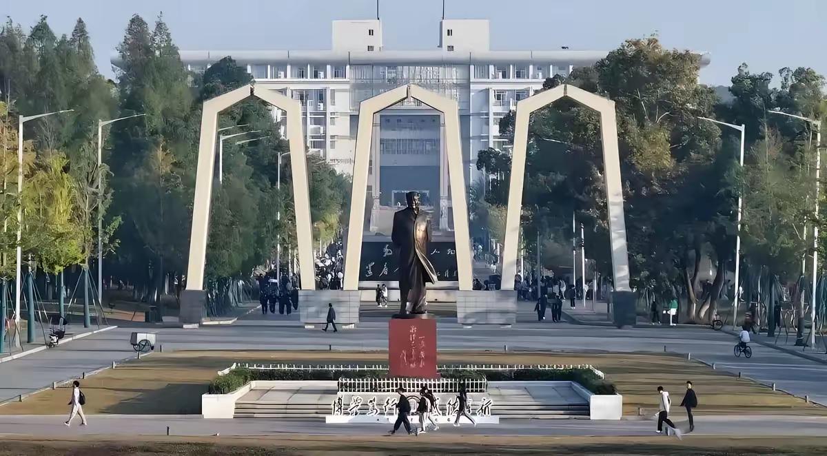 为什么上海以湖南城市命名的街道中没有湘潭路，很多人都迷惑不解。湘潭是什么样的城