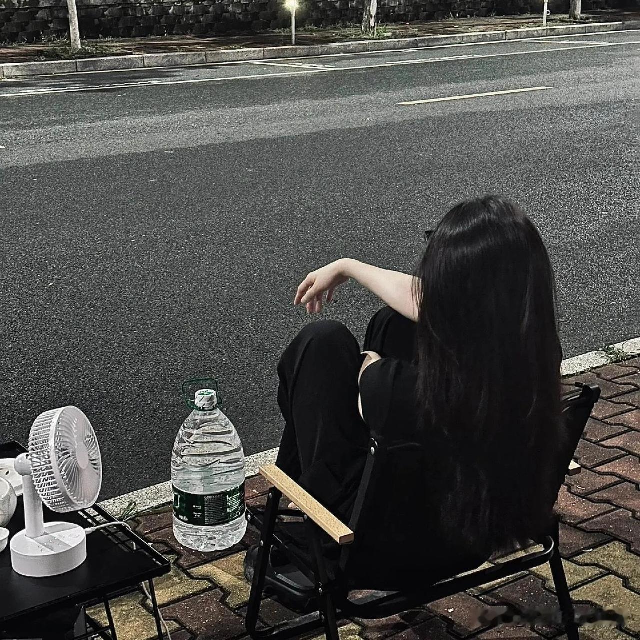 女人其实真的没必要管男人1:他想要几点回家，你催也没用，他如果决定好了，你就