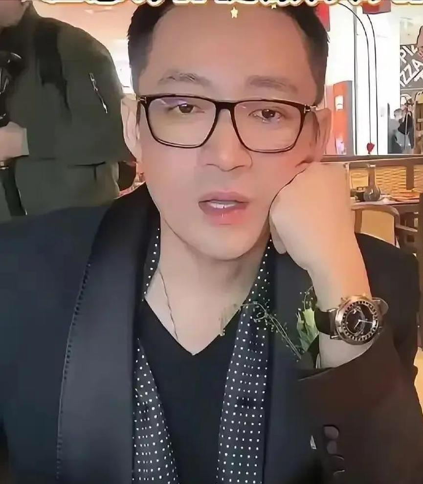 汪小菲最喜欢台湾，第一任妻子是台湾的，第二任妻子还去台湾找，他就愿意飞来飞去。