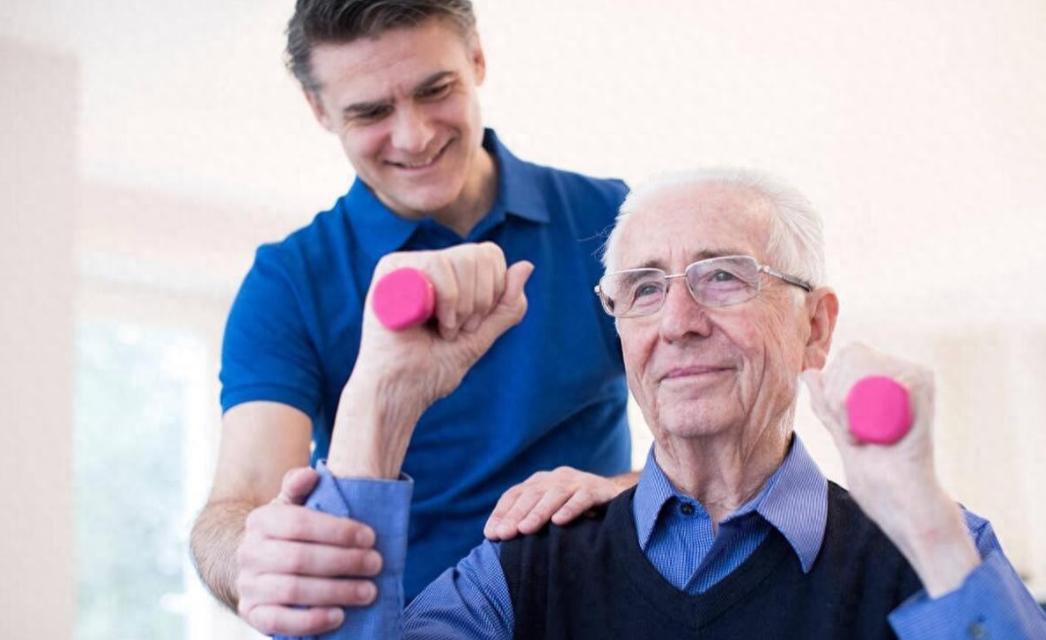 脑出血越来越多，哈佛大学医学院：坚持做到这6件事，远离高血压脑出血听着离自己