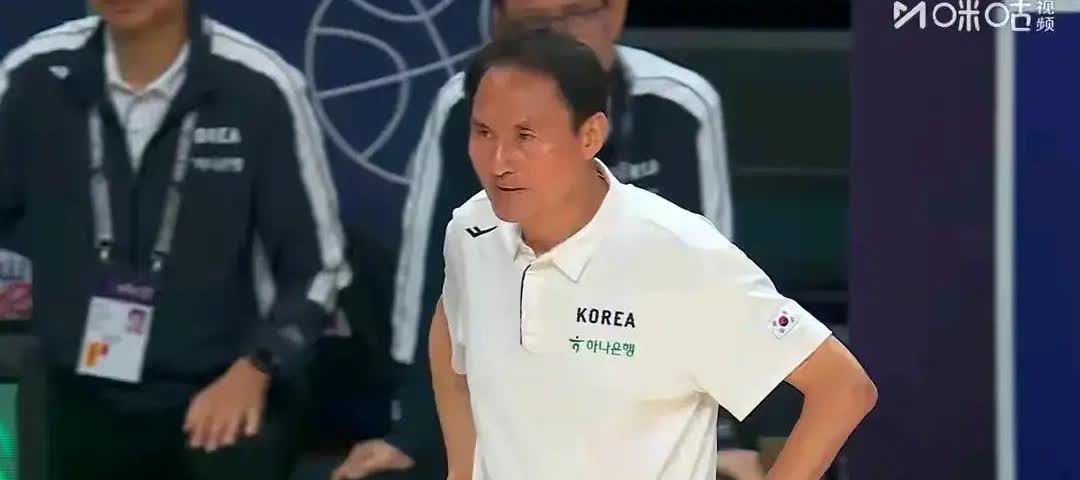 中韩大战结束后，韩国队主帅安俊浩拒绝与郭士强握手，并称：这场比赛输了，对于我们来