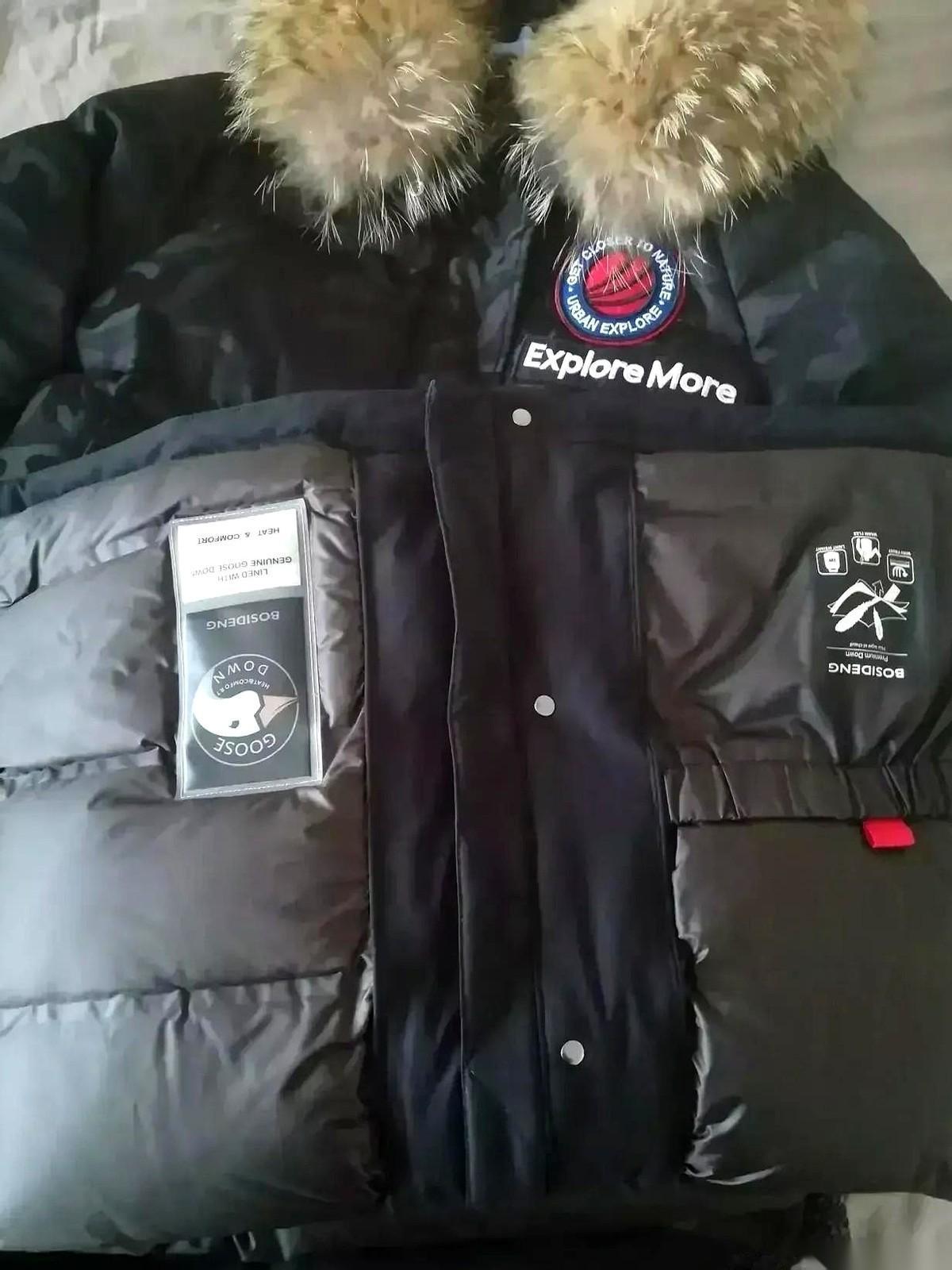 把十年前的羽绒服翻出来，问老公，土不土？他嗓门比我还大：经典永不过时！我当时