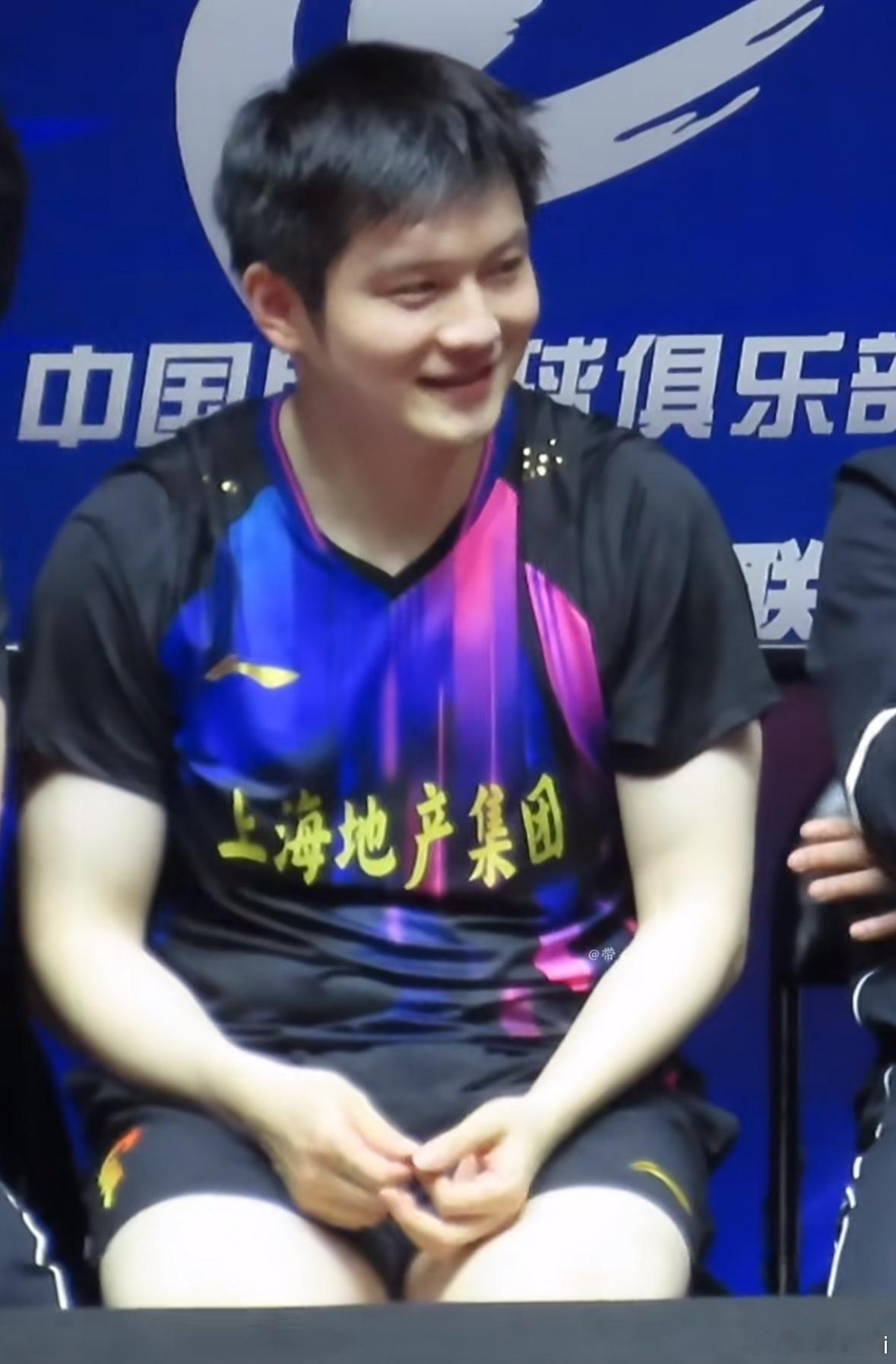 坐姿有点子娇呀☺️​​​