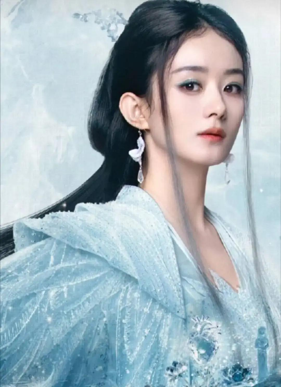 客串3分钟，顶流赵丽颖图啥？她不缺戏，不缺钱，更不缺热搜。却愿意在《