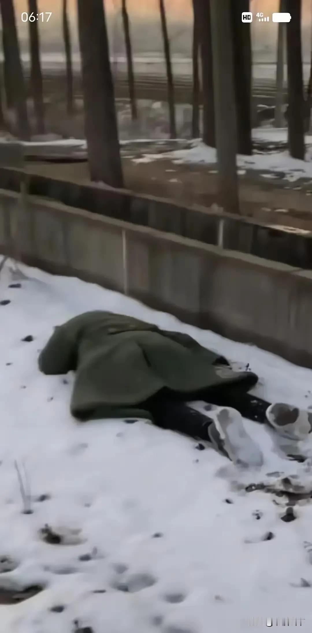 后续来了！！！和妻子吵完架后，男人独自一人雪天出去喝酒，一整天回来，打电话不接