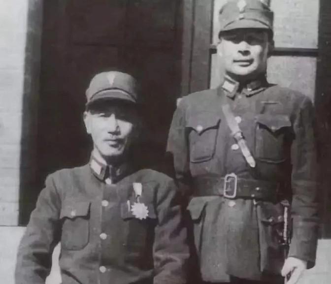 1947年，胡宗南“打下”延安，蒋介石和宋美龄欣然前往，他俩喜上眉梢，还以为胜券