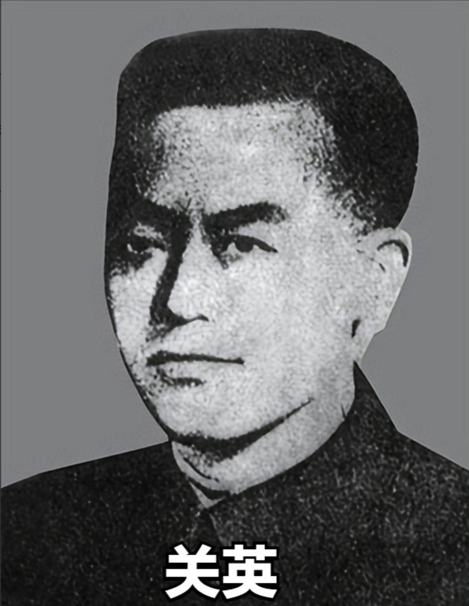 1938年，政委杨文翰拔枪顶住老首长脑袋，派来劝他下山改编的5名干部，全被他当叛