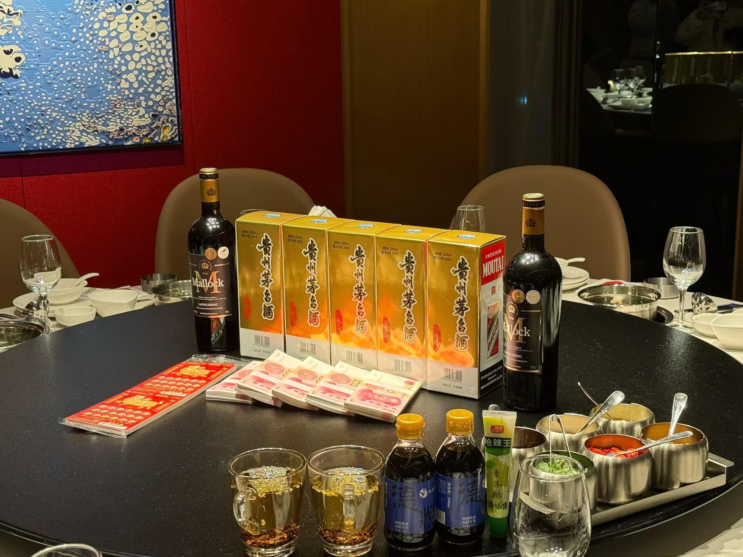 年会不要搞得太复杂，简简单单多好…