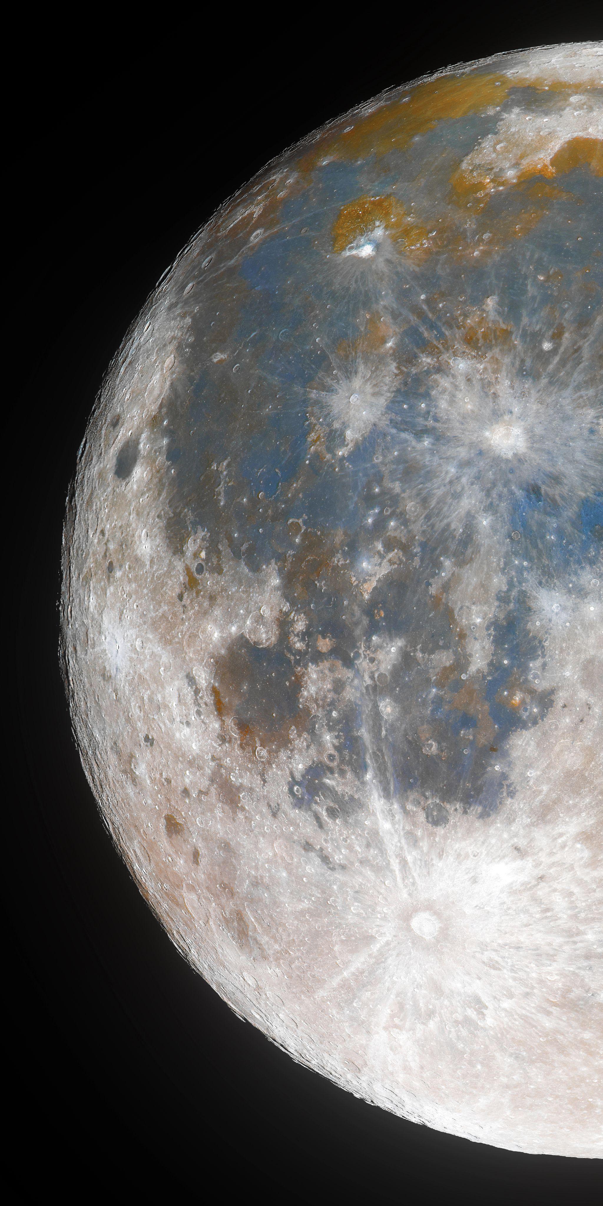 听说今晚是超级月亮。年度最大满月，看看你拍的月亮吧