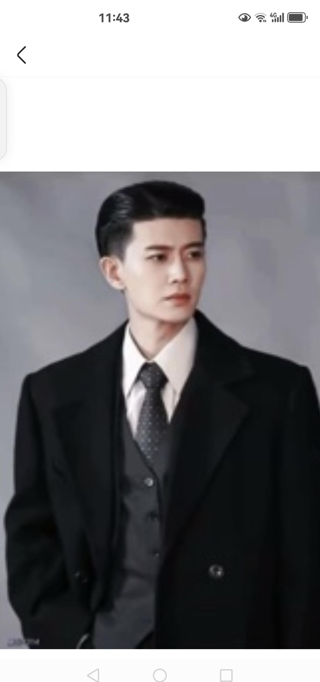 他靠演技，让五毛特效看上去像五个亿。《请君》里，任嘉伦被绑在简陋的木架上。没