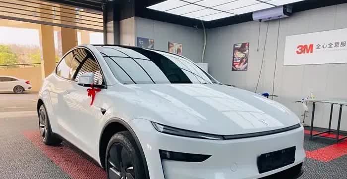 别看网络上都在吹嘘新能源车，但是在中国燃油车依然是主流。2024年7月份，新能源