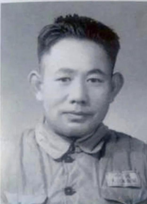 1951年，志愿军58师奉命北撤时，突然听到后方传来密集炮火，原本可以带队平安后