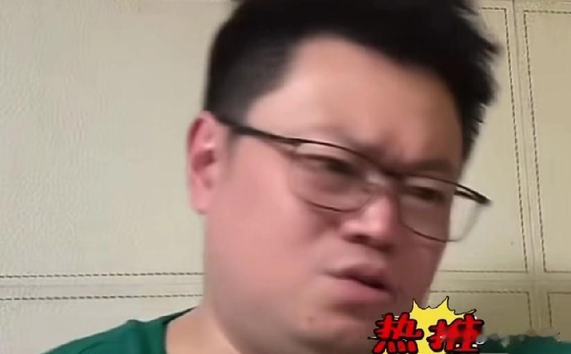 笑死我了！侯英超解说梁靖崑逆转张本智和的比赛，觉得不过瘾！估计官方解说受限制