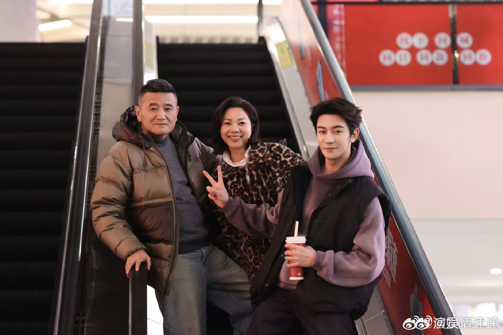 一诺和夏之光原生家庭对比我家那小子看他俩聊家里，瞬间共情了，原生家庭真的藏着一个