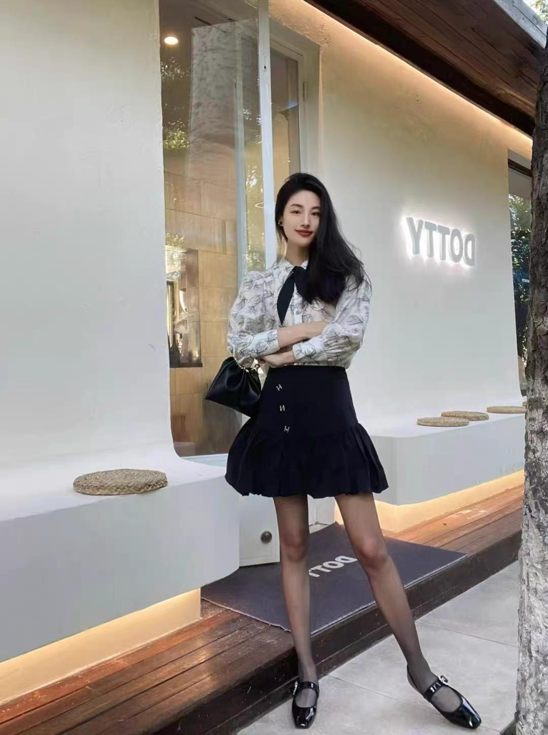 黑丝女同事穿搭，无不良引导！御姐丝袜高跟你喜欢的丝袜
