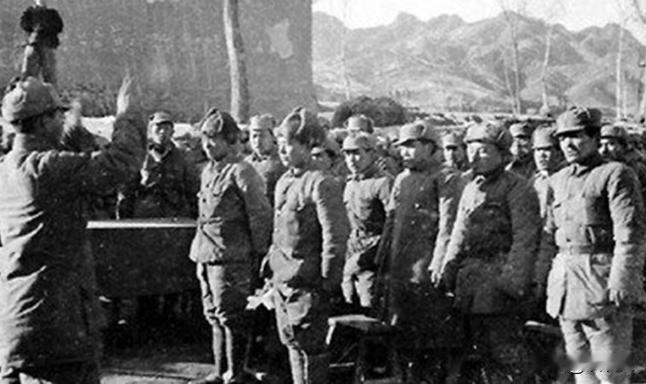 1942年7月的鲁中山区，博山县盆泉村的南庙里，带队的八路军博山县独立营教