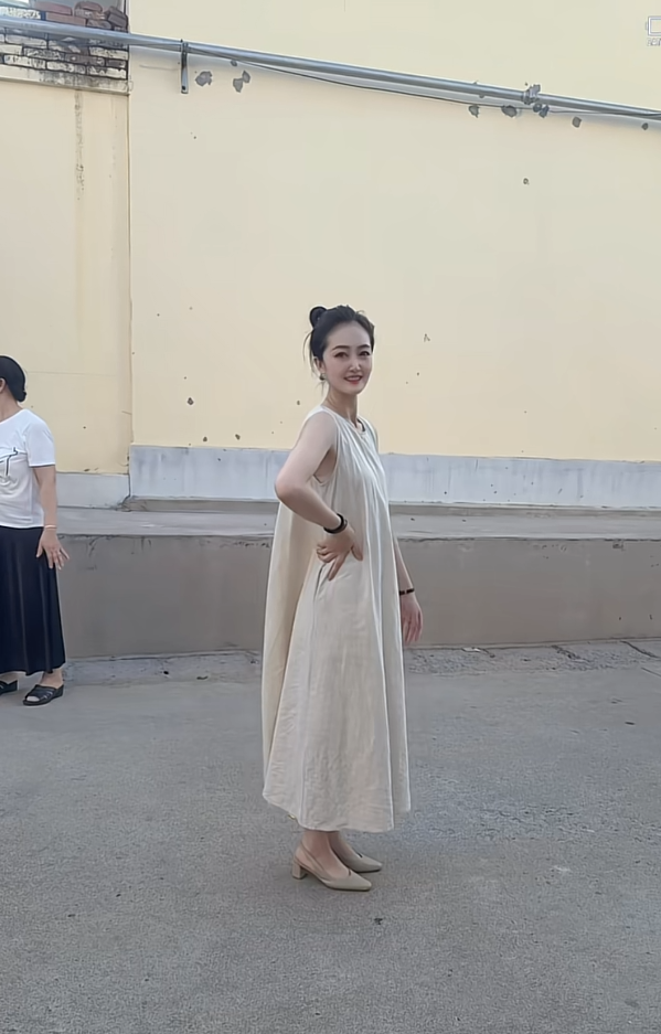 在我妈妈眼里，她闺女最美