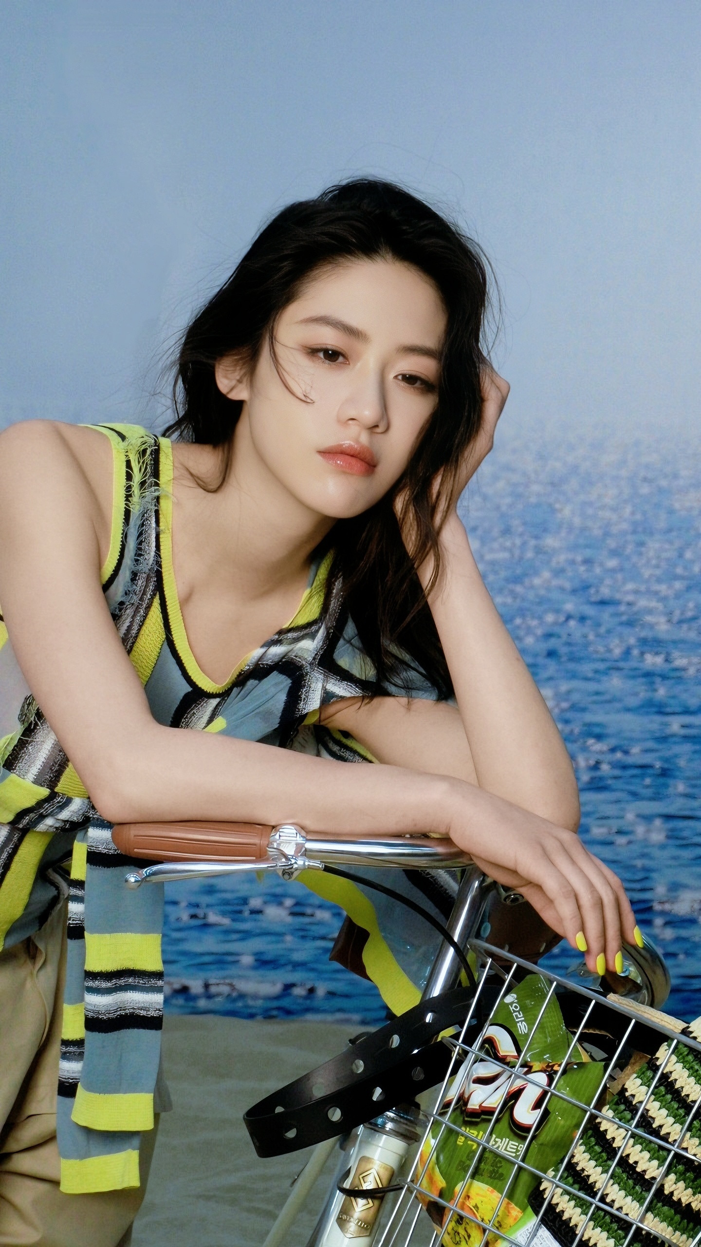 向涵之尼龙杂志花絮