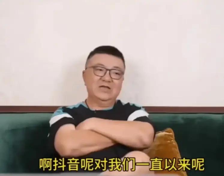 董路就是牛，弃抖音而选快手！董路与抖音的是非，难说对错——董路嫌抖音未能保护