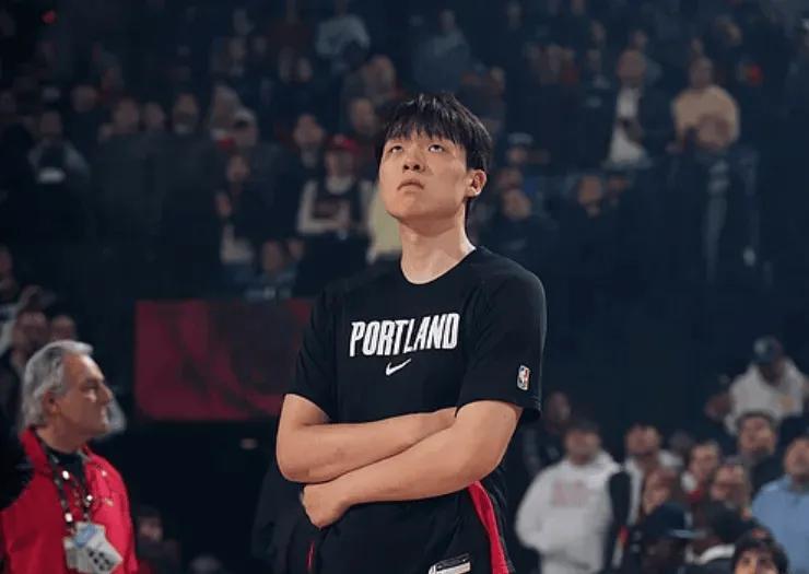 什么鬼？杨瀚森一个220cm的内线，这命中率，真的辣眼睛？？？真的很差吗？迄