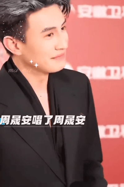 短剧顶流红毯团建年度大赏红毯短剧顶流集体炸场！刘萧旭王道铁等男星西装各展矜贵飒