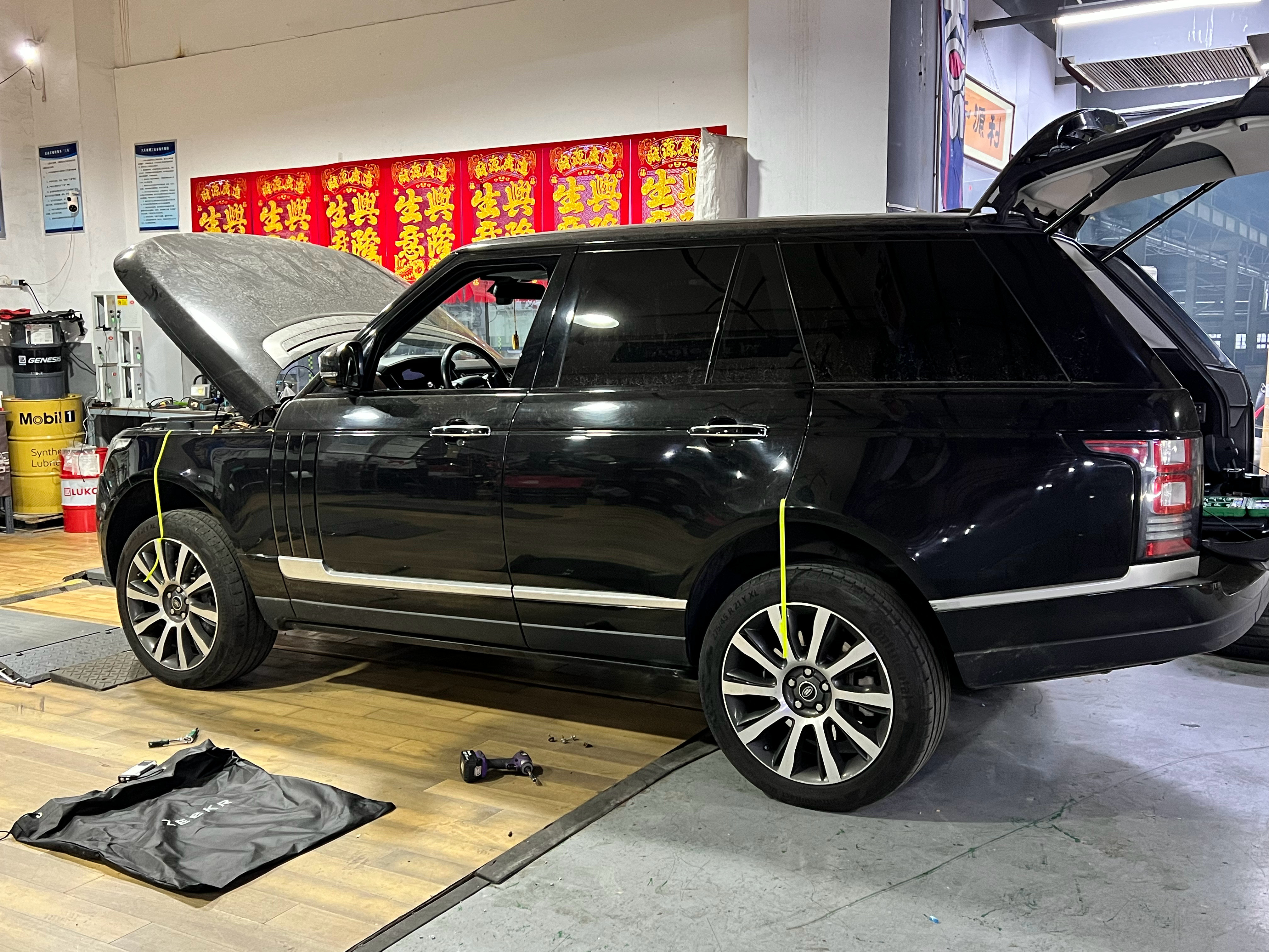 朋友的揽胜修好了，试试悬挂气密性这方法还挺好简单明了