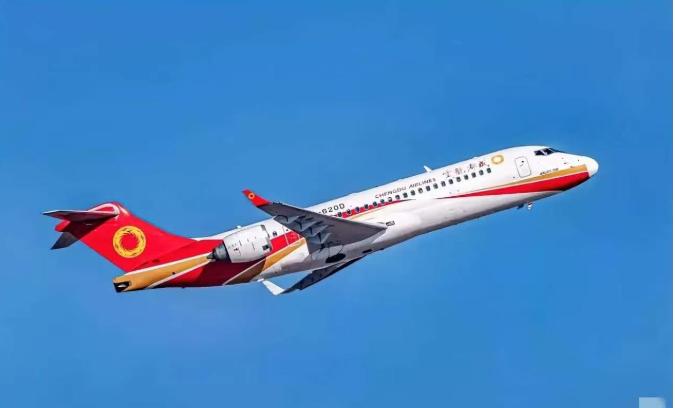 咱家的C909，在越南飞了半年，租期一到，人家没续，飞机就这么飞回来了，很多人