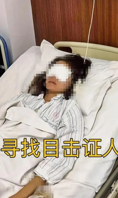 天呐！山东潍坊临朐县那个漂流景区出大事了！一个姑娘好好玩着漂流，中途下船买点东