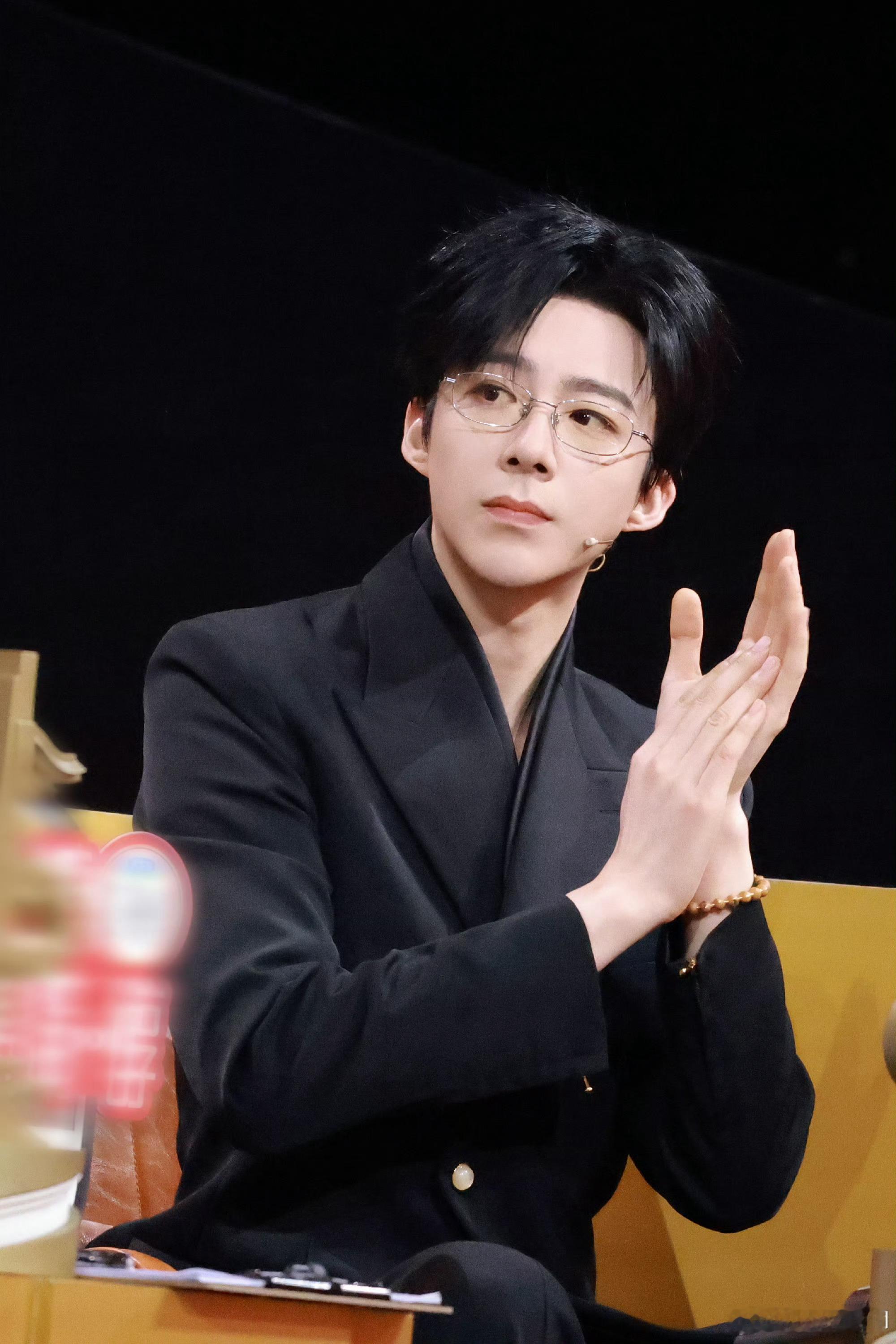 摩登兄弟我的宝来空降啦，发出爱的表白~刘宇宁一起感受青春力量宁哥的《青春呐》