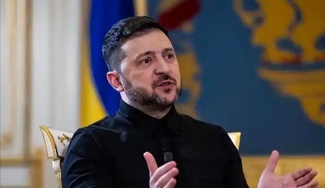 泽连斯基终究还是低头了。苦撑四年，家底都快输光了。人口骤降1500万，外援彻底断