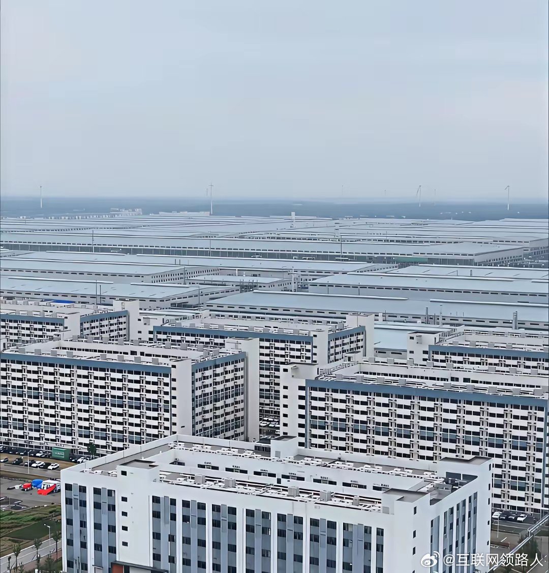 你所看到的，是全球最大的汽车生产基地。不在美国，不在德国，就在中国郑州。这里是比