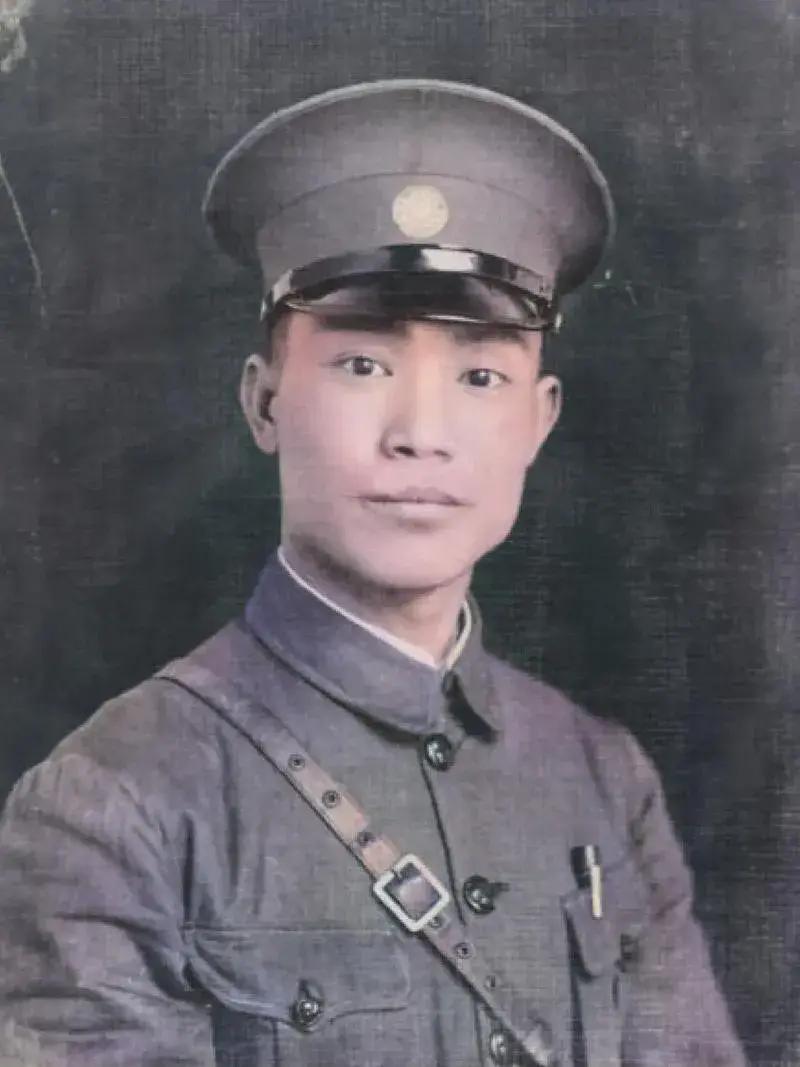 陈诚的格局！孟良崮战役国军惨败，蒋介石震怒之下，撤掉了汤恩伯第一兵团司令官