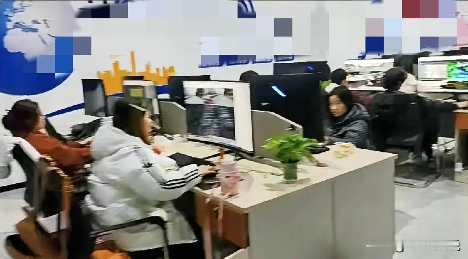 和一个试用期员工做完第一个月的试用期评估面谈，谈下来感觉挺压抑的：部门员工私下吐