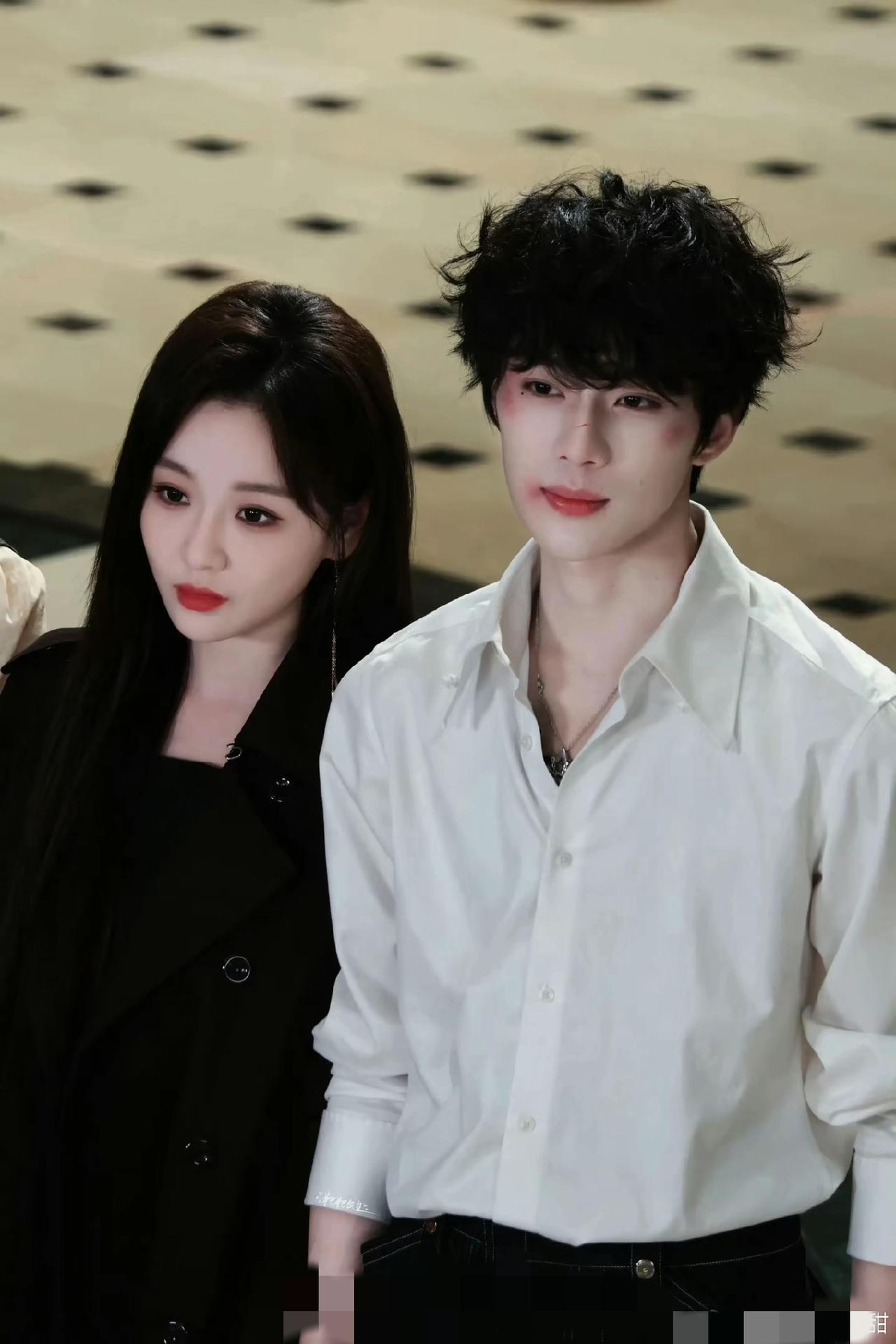 本以为《盛夏芬德拉》已经是天花板了，没想到又一部短剧杀出重围，热度直接飙升1亿