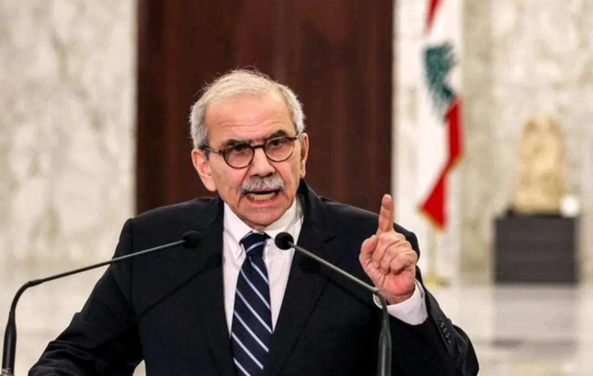 半岛电视台报道，当地时间4日，黎巴嫩总理纳瓦夫.萨拉姆表示，国防部近日接到多起报