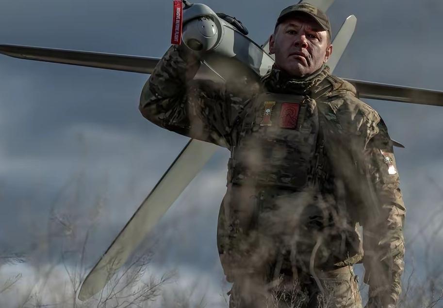 乌克兰打算在2026年造出700万架无人机，这比美国年均10万架的数量多出了70