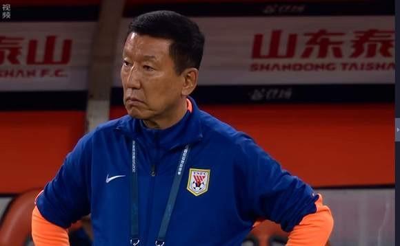 平心而论，泰山队本赛季战绩不佳，或许有这么4个原因1、俱乐部欠薪——40%2