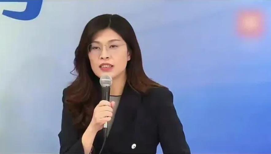 郑丽文那句"不稀罕大陆市场"，算是把多年来暗藏的那点小心思全抖落出来了。她