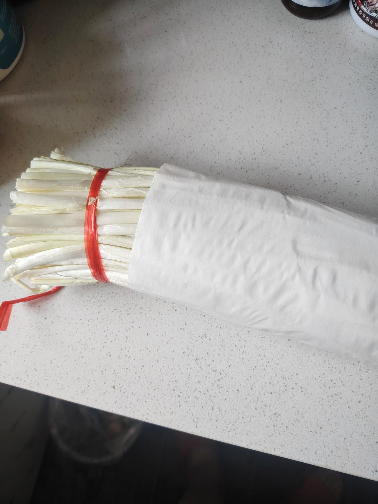 韭菜鸡蛋炒起来[鼓掌][鼓掌][鼓掌]